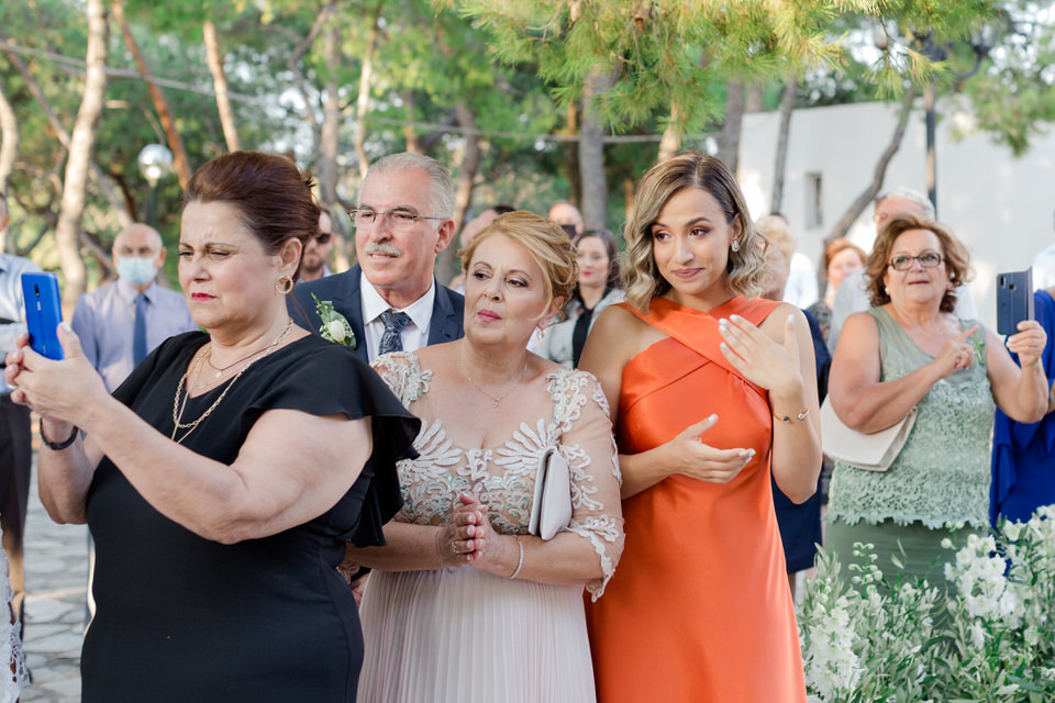 Γάμος Άγιος Γεώργιος Καβούρι Φωτογράφος Γάμου Βάπτισης στον Άγιο Γεώργιο στο Καβούρι