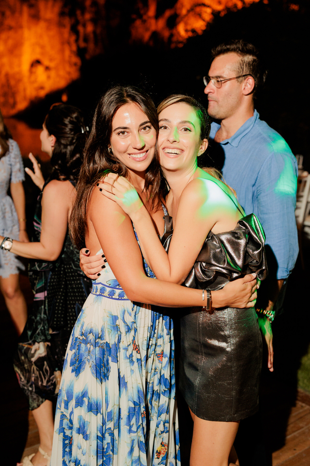 Λίμνη Βουλιαγμένης Γάμος | Δεξίωση Vouliagmeni Lake destination wedding dj in tHE GREEK ISLANDS ATHENS Τι πρέπει να γνωρίζετε για τον dj σας 11 Top ερωτήσεις για τον dj γάμου