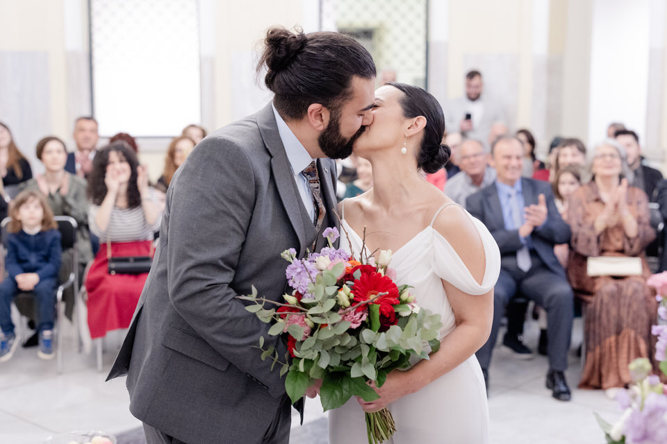 Όμορφος Πολιτικός Γάμος στην Δημοτική Πινακοθήκη Πειραιά Ignatios Kourouvasilis 0092